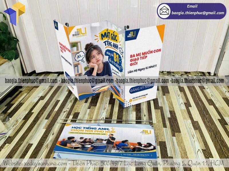 booth sampling khung sắt quảng cáo