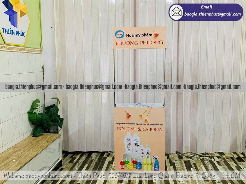 quầy quảng cáo sản phẩm